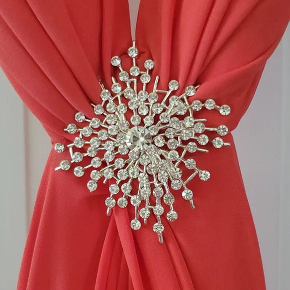 Cache dress - Picture 4 of 13